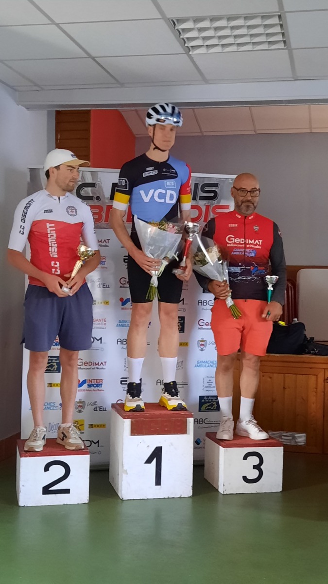 Victoire d’Emmanuel PEILLON