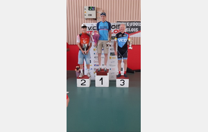 Nouveau podium pour Laurent